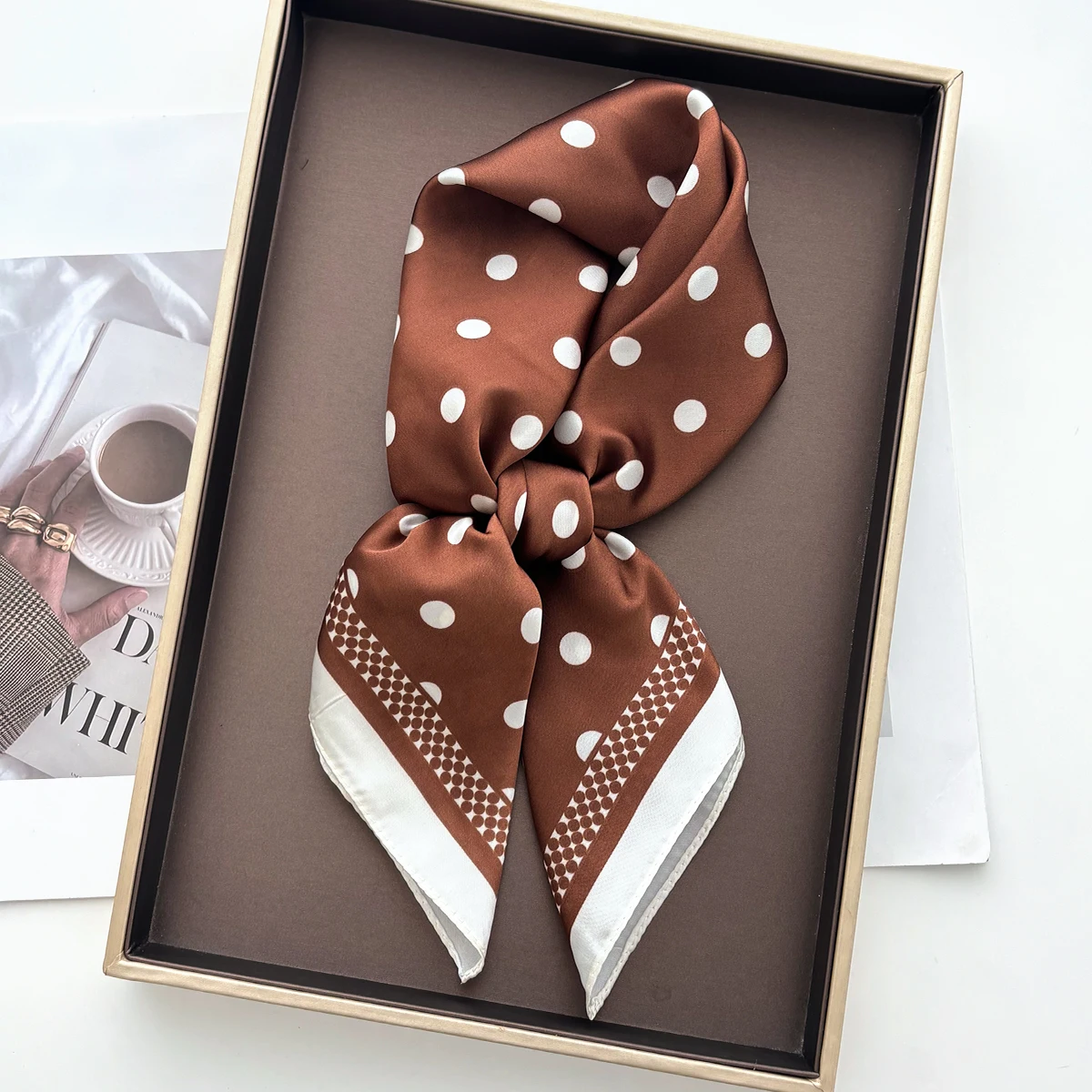 Silk Scarf Square - 여성용 고급스러운 부드러운 새틴 소재의 사각형