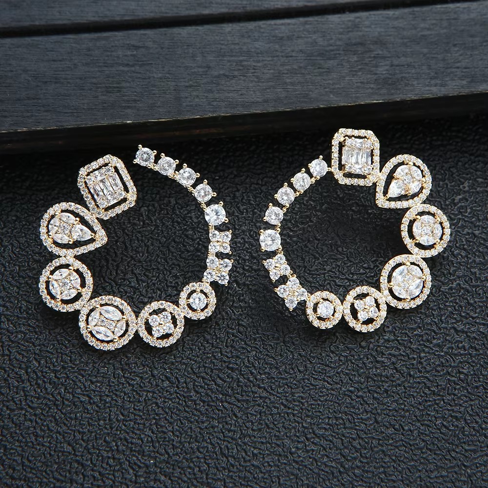 여성을위한 럭셔리 라운드 스터드 귀걸이 웨딩 큐빅 지르 - Women Accessories Dubai 리뷰 및 가격